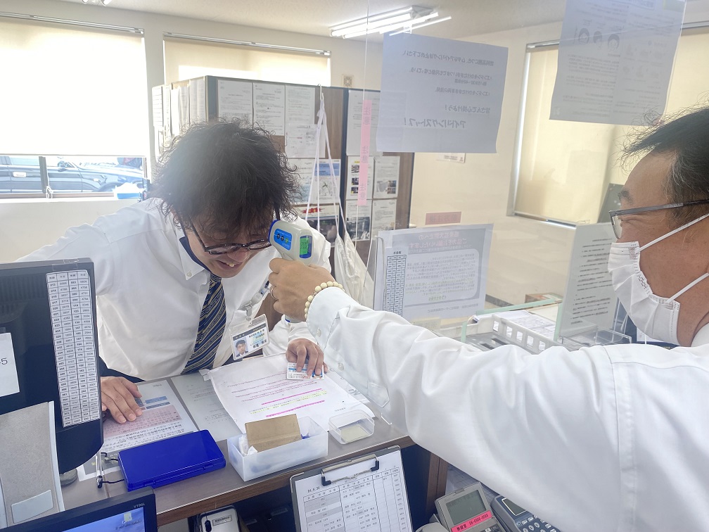 箕面営業所写真
